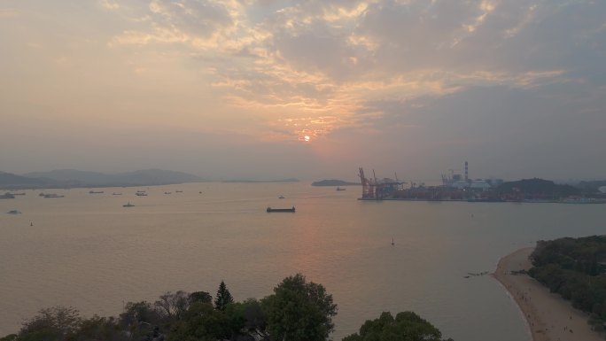 鼓浪屿海岛海上港口日落景观