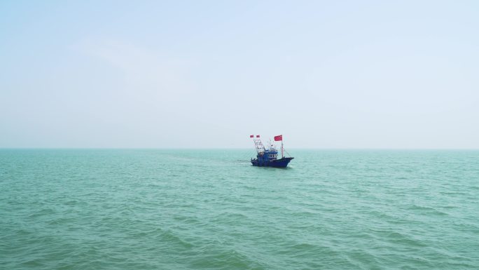 海上渔船作业