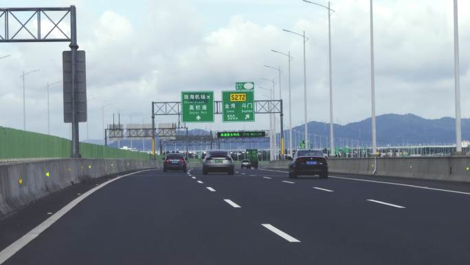 汽车行驶 高速公路 时速  自适应巡航