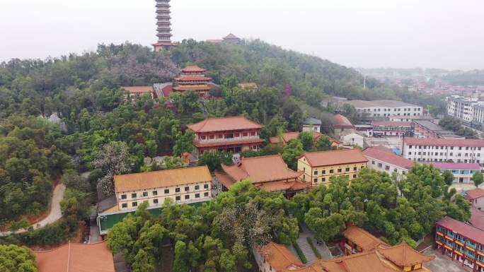航拍湖南岳阳圣安寺景区风光