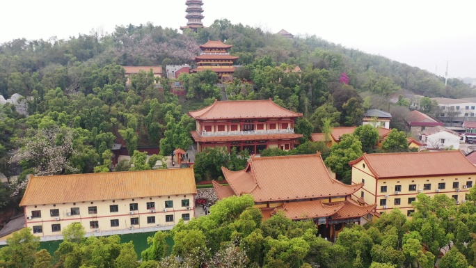 航拍湖南岳阳圣安寺景区风光