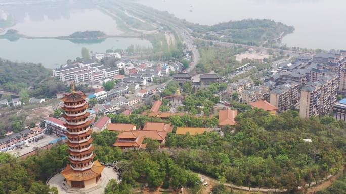 航拍湖南岳阳圣安寺景区风光