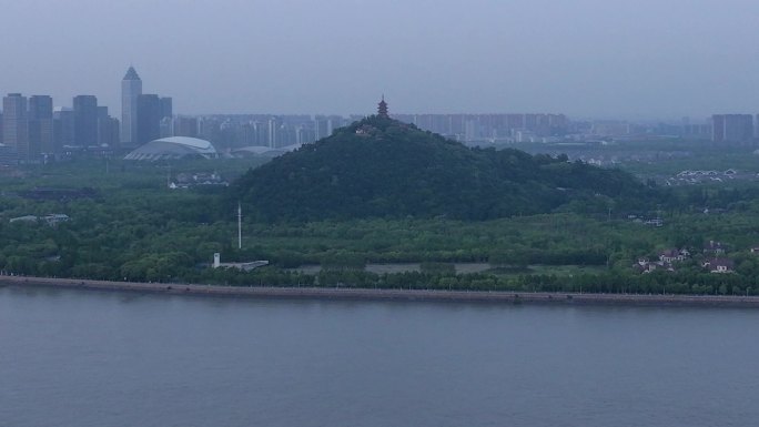 城市远景与山水风光