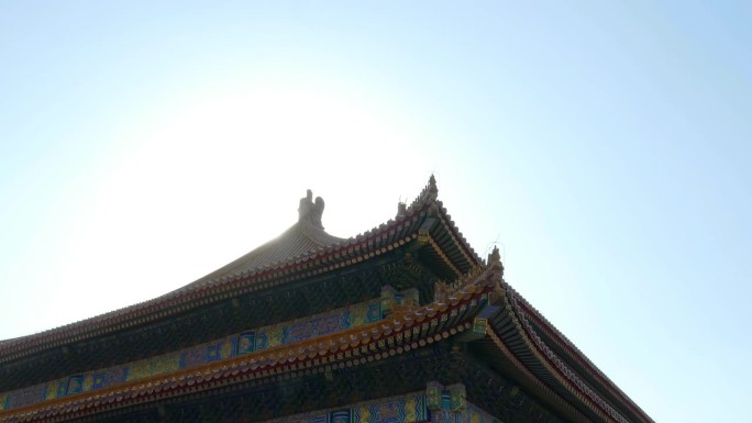 太和殿屋顶的阳光