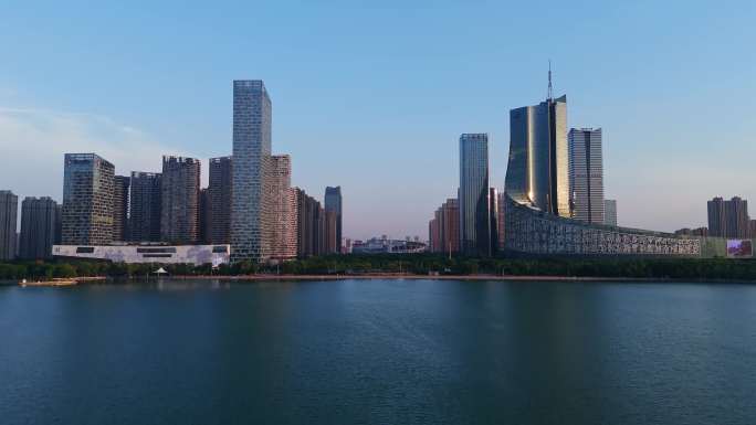 合肥天鹅湖航拍素材合肥天鹅湖日转夜航拍
