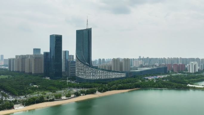 天鹅湖天书大楼