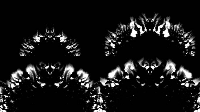 大量的油墨泄漏在屏幕上蔓延