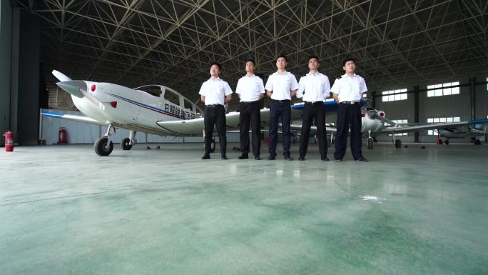 小型飞机航空团队风采展示