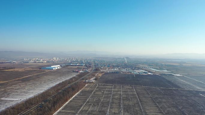 航拍视角下的冬日田野东北黑土地