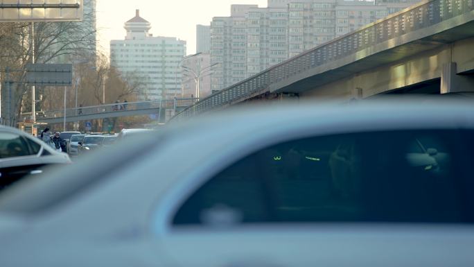 北京西二环金融街建行总部月坛南桥车流