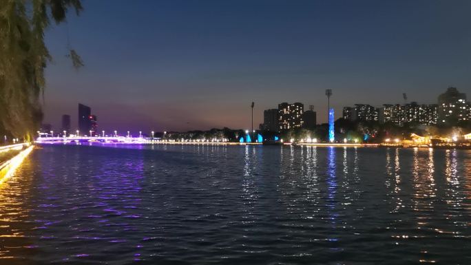城市夜景大运河倒影
