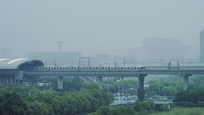 城市高架轨道交通