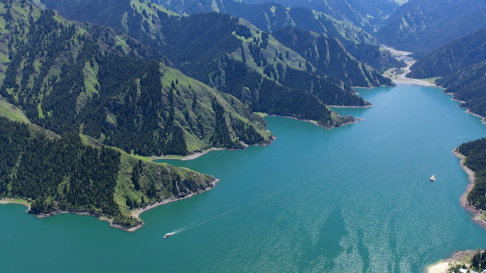 中国山川河流航拍森林湖泊新疆天池山水风景