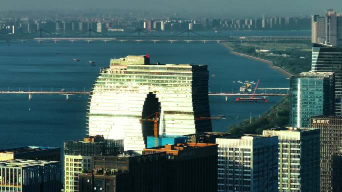 现代都市建筑群风光