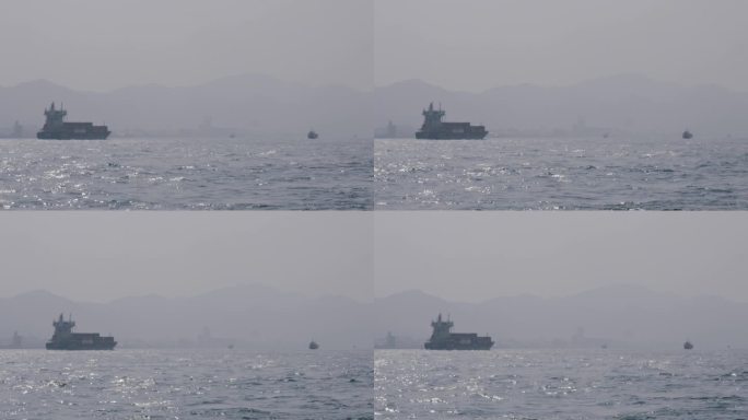 山口，船只在海上下关港/日本