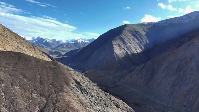 高原山脉峡谷昆仑山