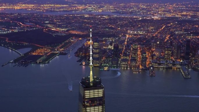 现代都市鸟瞰图。金融和商业区的高层建筑。
