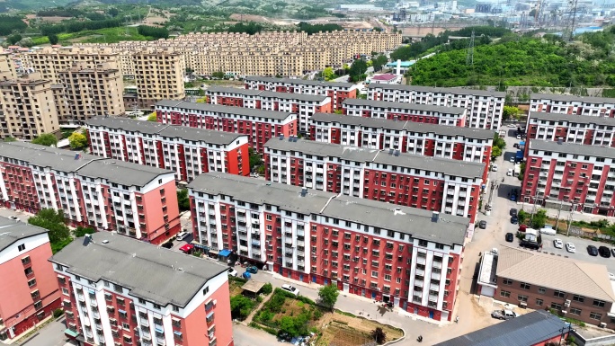 海城市牌楼镇安保小区