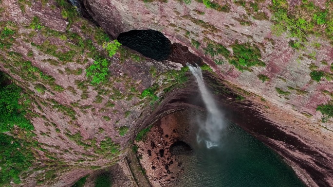 浙江雁荡山大龙湫瀑布