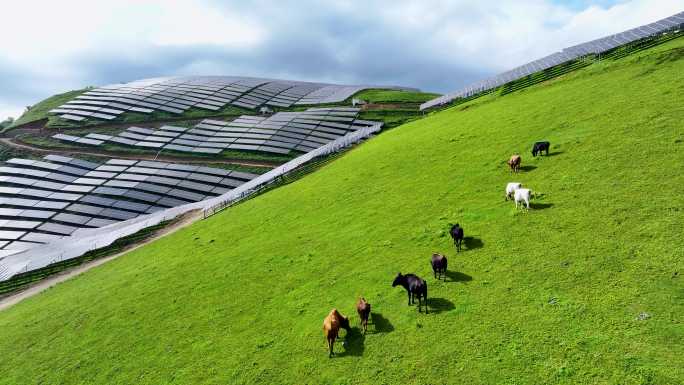 山地光伏建设航拍大凉山太阳能光伏电站