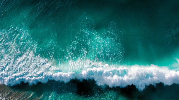 海浪翻滚波涛汹涌大气海洋宽屏空境
