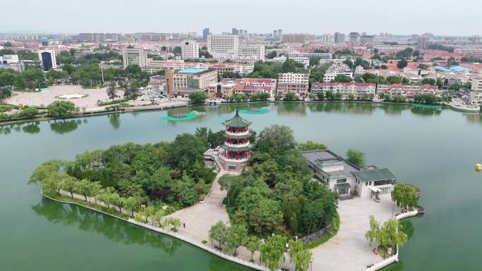 城市湖景公园风光