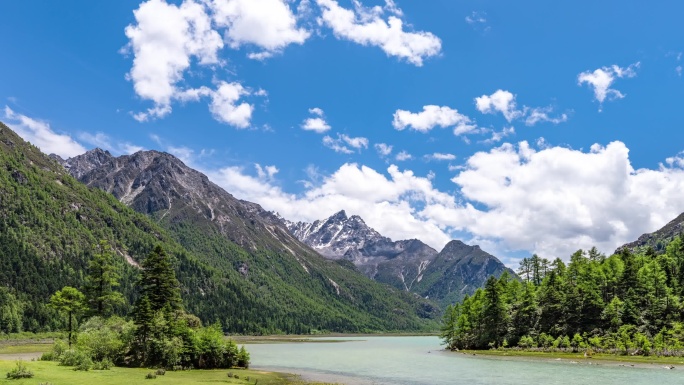 四川甘孜州秘境莲花湖4K