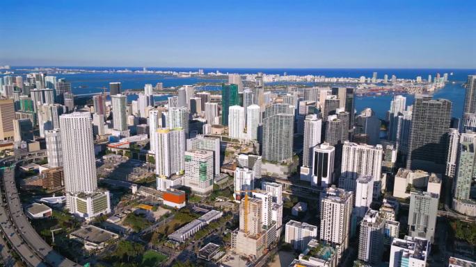 迈阿密市中心的鸟瞰图，佛罗里达州，美国