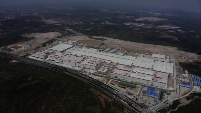 宁德时代腾讯华为建设中的数据中心