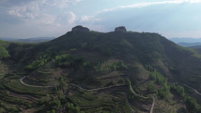 航拍临沂岱崮地貌