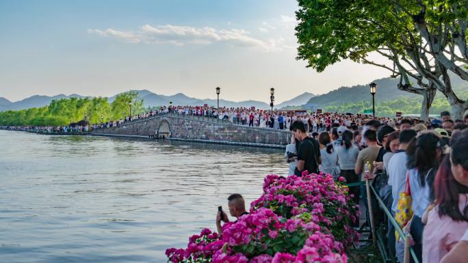 夏季西湖断桥人流延时