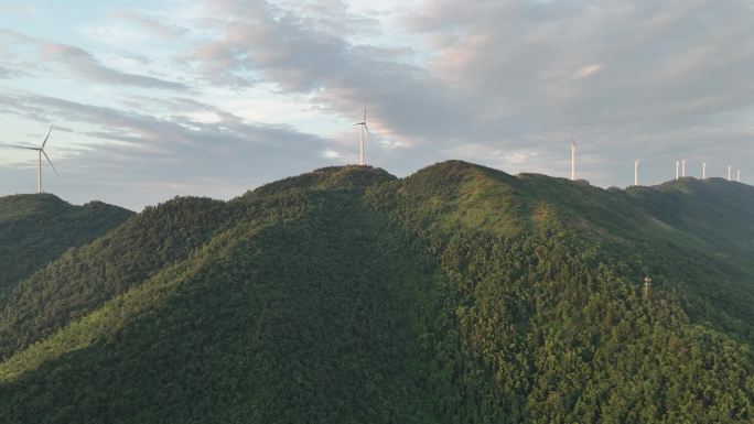 航拍原视频-山峦风车新能源发电