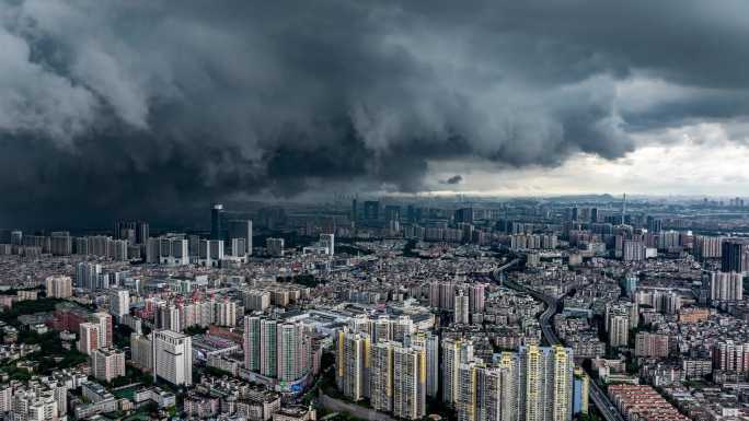 广州台风乌云暴雨4K