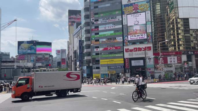 涉谷街头 车水马龙