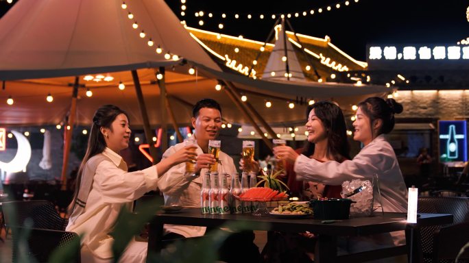 夜市美食啤酒狂欢