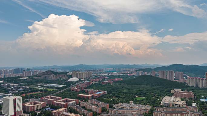 4k航拍延时山东建筑大学浓积云