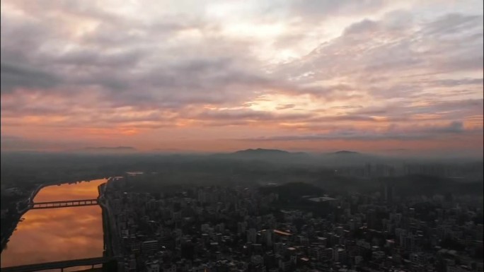 江河城市晚霞风光