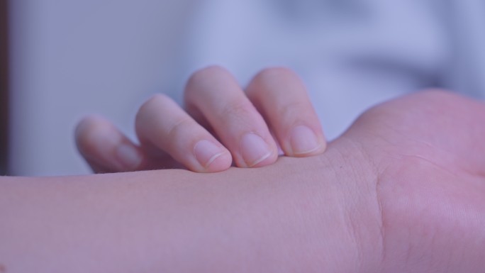 中医把脉针灸