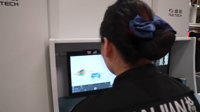坐地铁