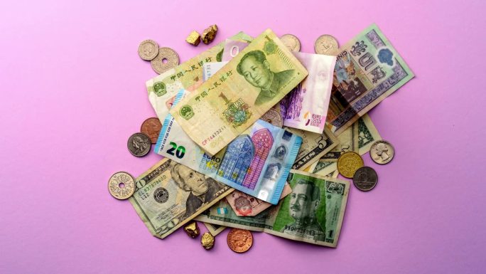 金融科技：国际货币。亏损，通货膨胀。
