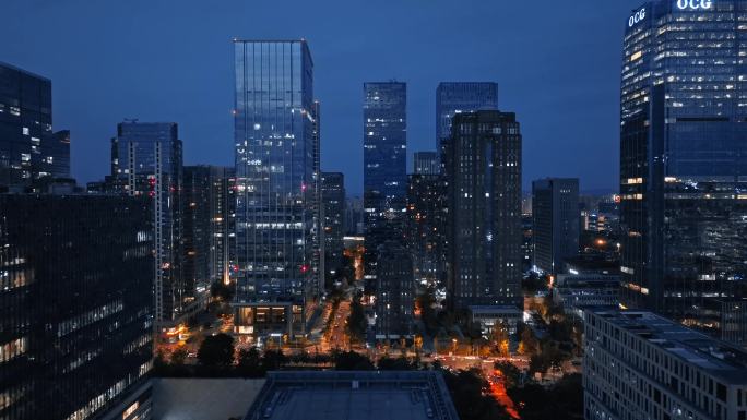 繁华城市写字楼夜景