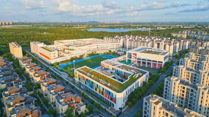 上海青浦兰生复旦学校