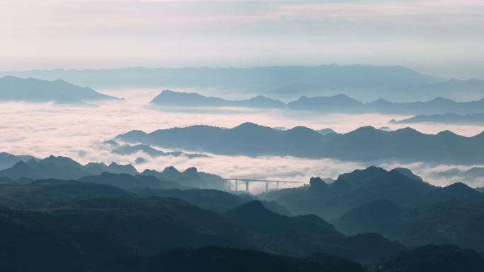 云贵高原群山云海水墨画群山