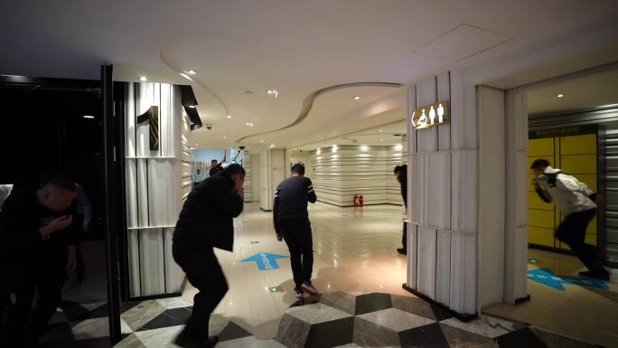 紧急疏散逃生现场