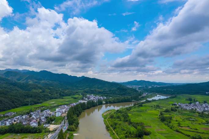 黄山休宁齐云山横江航拍延时