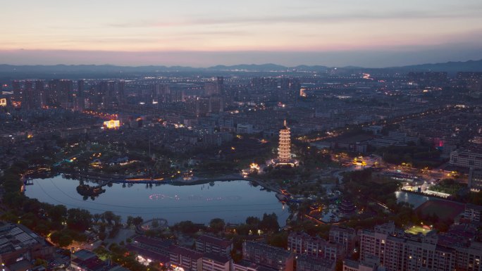 葛仙湖大圣塔夜景