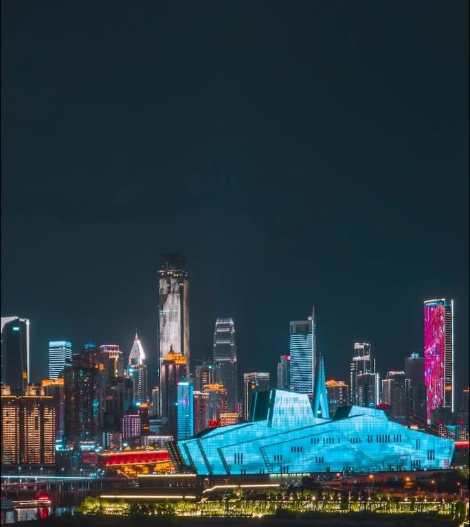 重庆朝天门来福士夜景_重庆大剧院