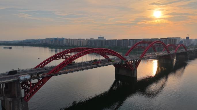 长沙湘江特大桥夕阳下