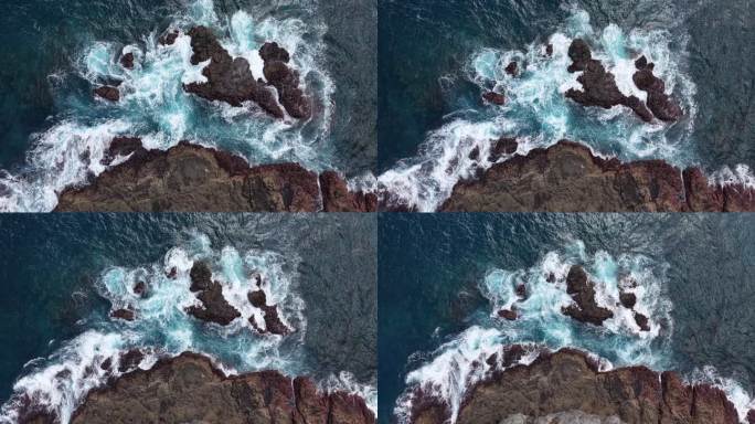 汹涌海浪拍打礁石