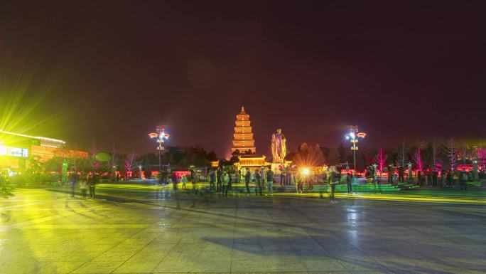 西安大雁塔南广场夜景大范围延时
